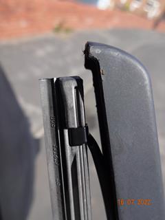 Correct fitment of wiper blade